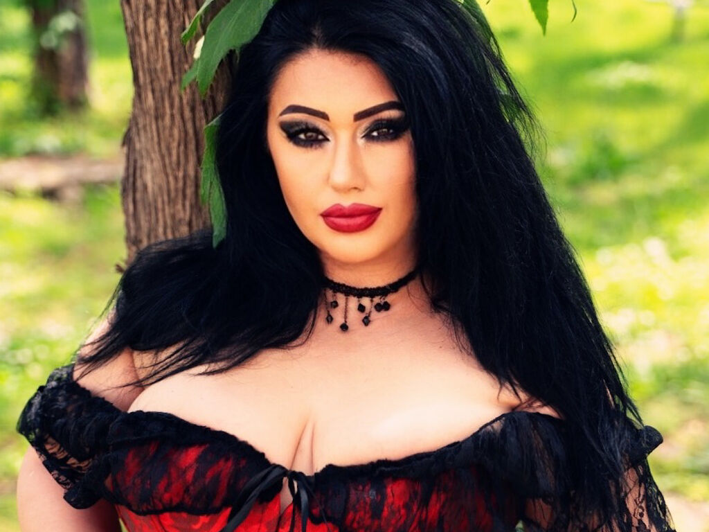 Adira Maeven